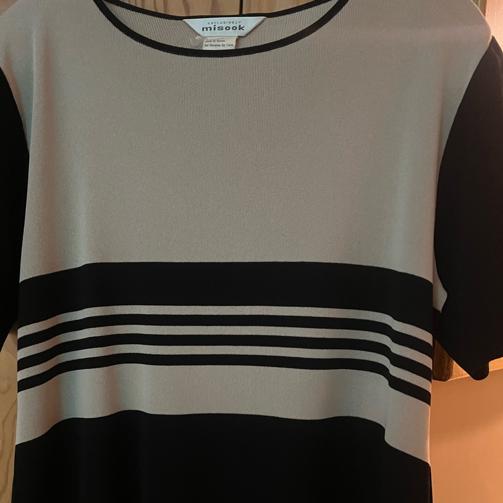 Exclusively MISOOK Pullover Top - Black and Taupe Stripes - Large